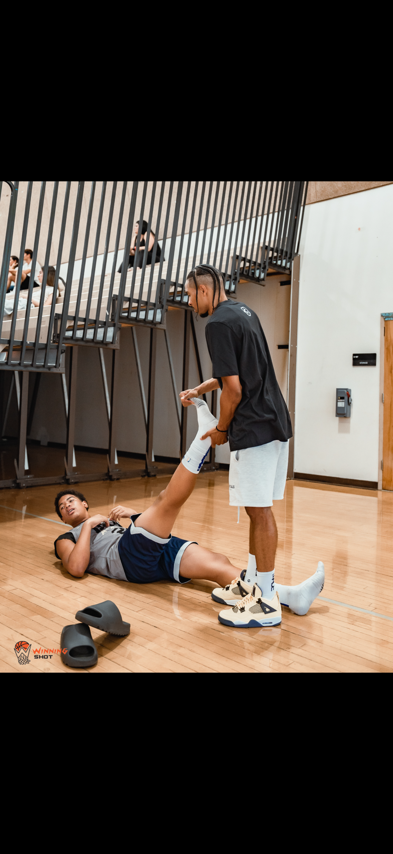 Basketball training photo showing live gym reps and athlete focus.
